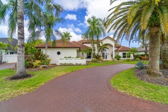 13105 SW 106th Ave in Miami, FL - Building Photo - Building Photo