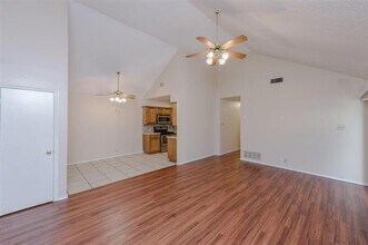 1902 Lee Dr in Denton, TX - Building Photo - Building Photo