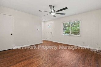 8 Grove St in Charleston, SC - Building Photo - Building Photo