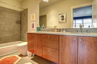 2516 Q St NW, Unit Q305 in Washington, DC - Building Photo - Building Photo