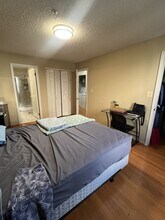 30 Richmond Street4 - Master Bedroom in Newark, NJ - Building Photo - Building Photo