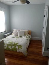 19 Warner St-Unit -# 2 in Somerville, MA - Building Photo - Building Photo