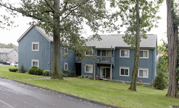 Rombout Village in Beacon, NY - Foto de edificio - Building Photo