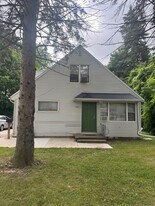 568 Spartan Ave in East Lansing, MI - Building Photo