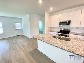 2720 Coral Vly in Seguin, TX - Building Photo - Building Photo