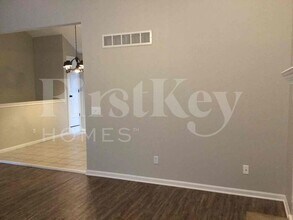 1707 Brent Ln in Greenwood, MO - Building Photo - Building Photo