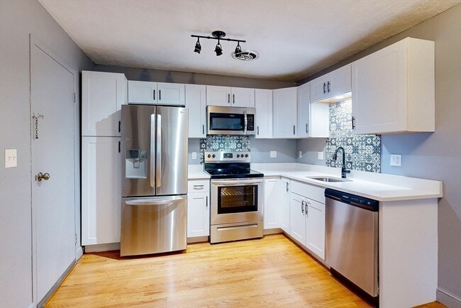 property at 1105 Lexington St