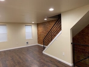 24 E Silver St in Philadelphia, PA - Building Photo - Building Photo