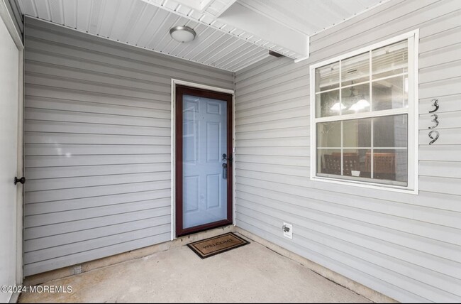 339 Yorkshire Pl, Unit 339 Yorkshire pl in Morganville, NJ - Building Photo - Building Photo