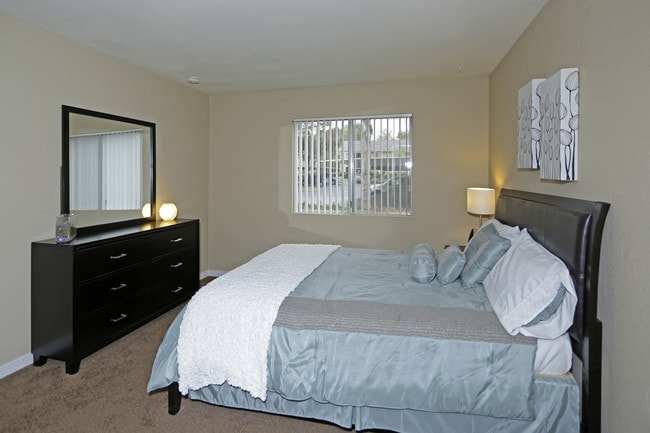 Sierra Village Apartment Homes in North Highlands, CA - Building Photo - Interior Photo