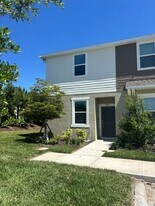 8641 Daybreak St in Sarasota, FL - Building Photo