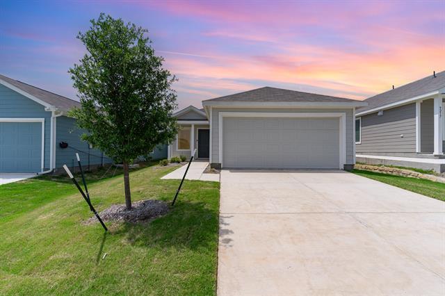 9213 Red Fox Trl in McKinney, TX - Foto de edificio