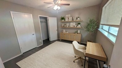 1711 Burton Dr in Austin, TX - Foto de edificio - Building Photo