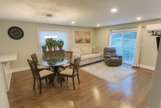 16 Sugar Maple Ln in Westford, MA - Foto de edificio - Building Photo