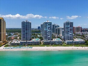 16500 Collins Ave, Unit 1752 in Sunny Isles Beach, FL - Building Photo - Building Photo