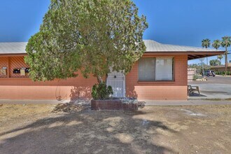 2245 W Glenrosa Ave in Phoenix, AZ - Building Photo - Building Photo