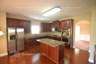 5541 Dendy Trace in Fairburn, GA - Foto de edificio - Building Photo
