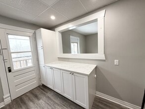 265 Queen St in Chatham, ON - Building Photo - Building Photo