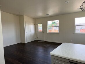 6442 Aspen Way in Eureka, CA - Building Photo - Building Photo