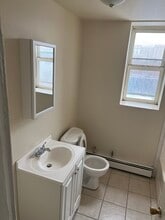 72 Parkhurst St, Unit 3 in Newark, NJ - Building Photo - Building Photo