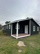 8223 Wallis St in Fulshear, TX - Building Photo - Building Photo