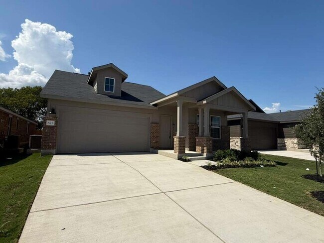 623 Sormonne Lp in Kyle, TX - Foto de edificio - Building Photo