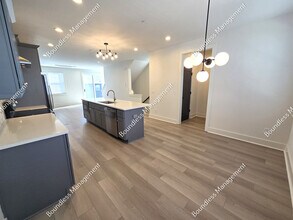 340 Eugenia St SW in Atlanta, GA - Building Photo - Building Photo