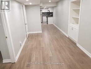 8 Roscoe Rd in Toronto, ON - Building Photo - Building Photo