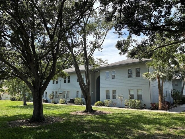 property at 10800 US Hwy 19 N