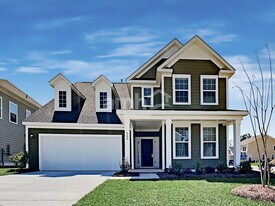 102 Coopers Hawk Dr in Summerville, SC - Building Photo