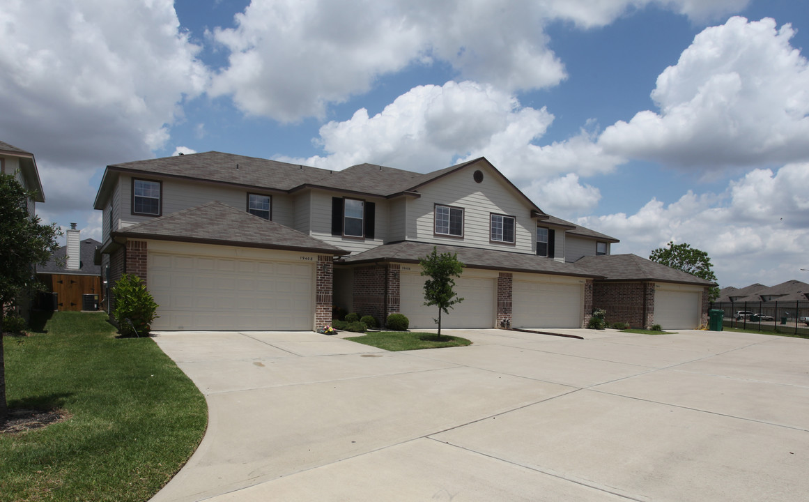 Legend Classic Homes-Condos in Katy, TX - Building Photo