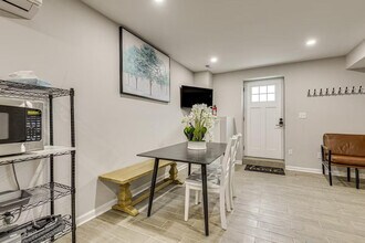 6604 Oak St in Cheverly, MD - Building Photo - Building Photo