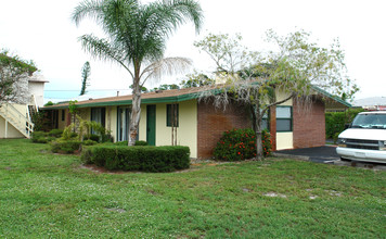 Mainstay Apartments | Quadplex Investment in Stuart, FL - Building Photo - Building Photo