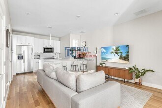 1262 Yates St in Denver, CO - Building Photo - Building Photo