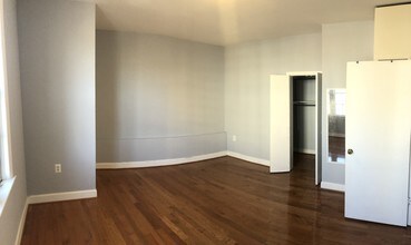 201 Massachusetts Ave NE, Unit 302 in Washington, DC - Building Photo - Building Photo