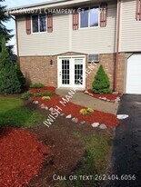 W246N6671 Champeny Ct in Sussex, WI - Building Photo