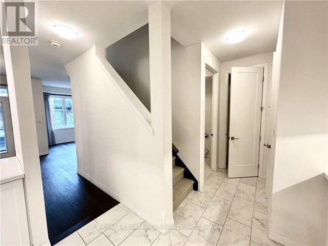 property at 16 Ritchie Ln