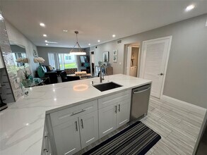 9780 Marina Blvd in Boca Raton, FL - Building Photo - Building Photo