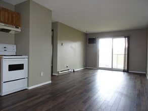 130 Skaha Pl in Penticton, BC - Building Photo - Building Photo
