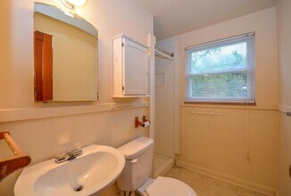 207 E 14th St in Bloomington, IN - Building Photo - Building Photo