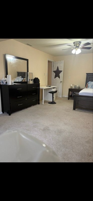 932 N Winnifred St in Tacoma, WA - Foto de edificio - Building Photo