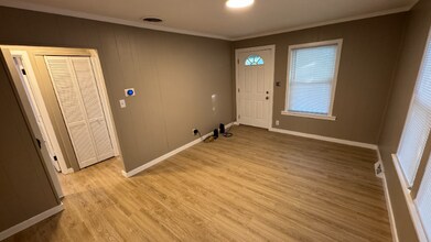 404 W 5th St in Sauget, IL - Building Photo - Building Photo