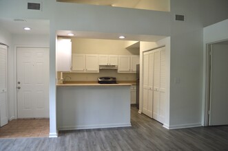 Timberland Apartments in Ocala, FL - Building Photo - Building Photo