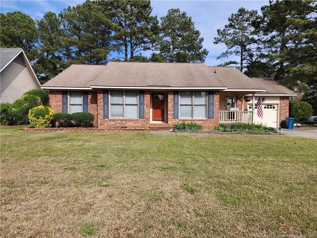 property at 909 Flintwood Rd