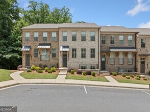 4232 Hickory Pne Aly in Doraville, GA - Building Photo - Building Photo