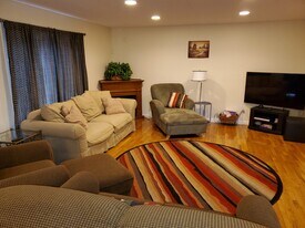 27 Route 103 in Sunapee, NH - Building Photo