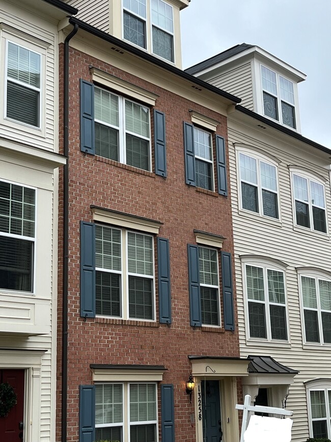 13258 Orsay St Rentals in Clarksburg, MD