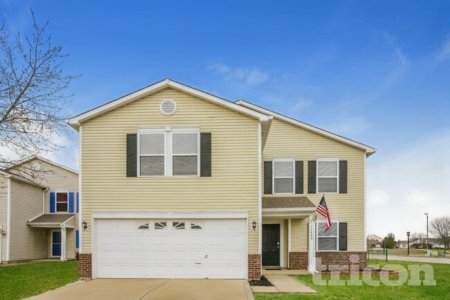 property at 13460 N Carwood Ct