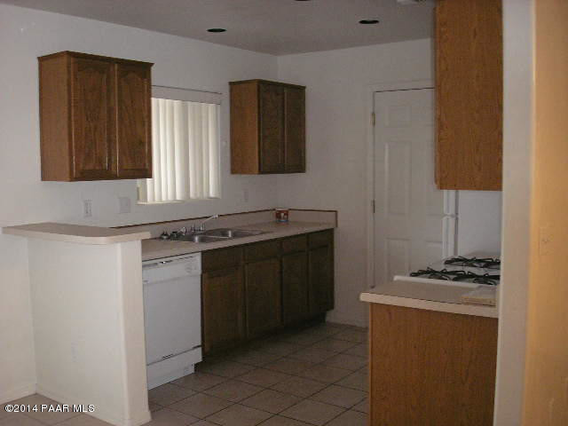 7160 Spouse Dr-Unit -2 in Prescott Valley, AZ - Building Photo - Building Photo