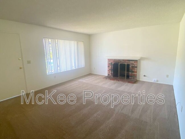 2686 Dusk Dr in San Diego, CA - Building Photo - Building Photo